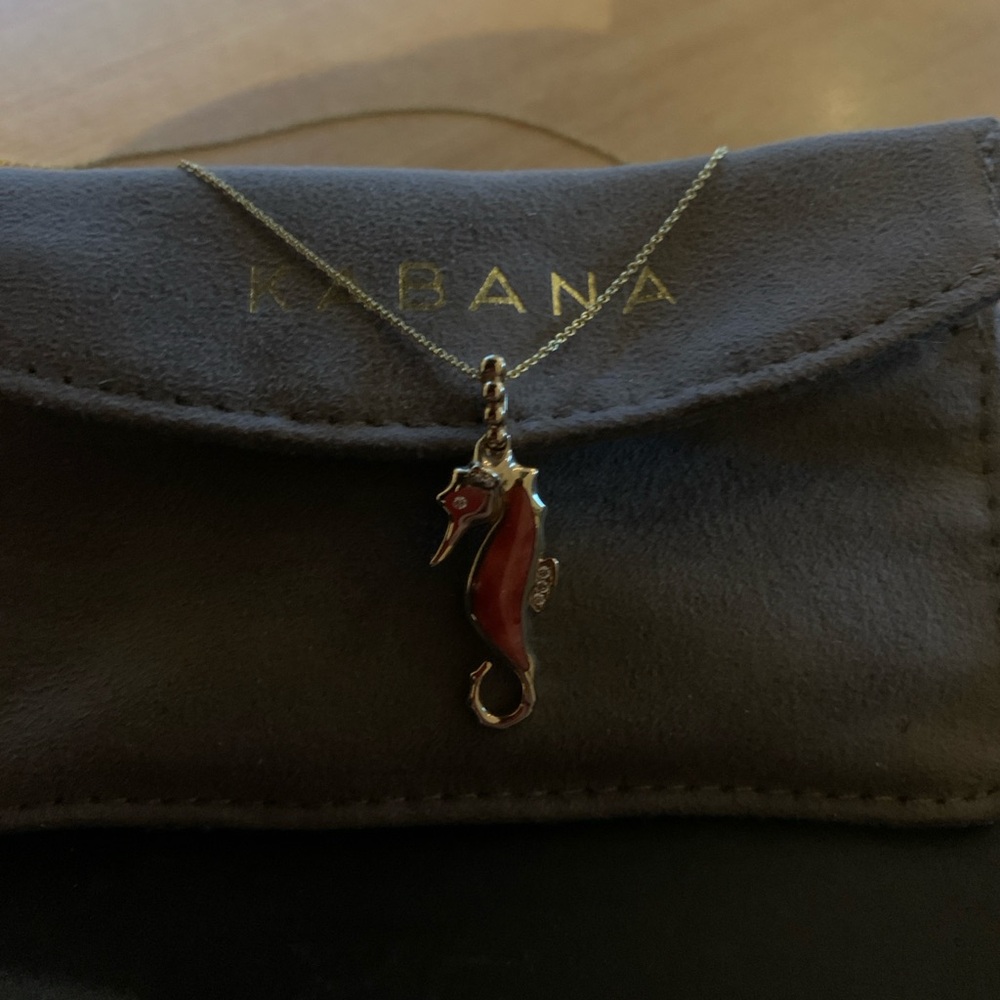 Kabana 14 KT Gold Seahorse Pendant Necklace